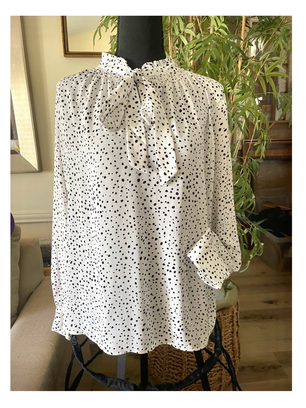 Jones New York White & Black Polka Dot Tie-Neck Blouse XL Loose fit